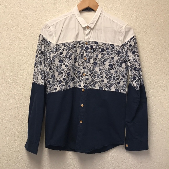 Long sleeve button down - Picture 1 of 2
